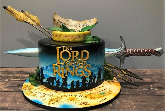 Incredible Lord of the Rings with weapons cake design