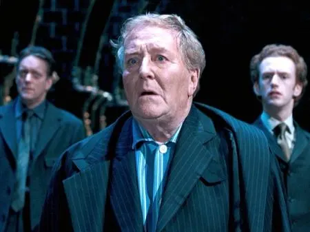 Cornelius Fudge sees Voldemort Return
