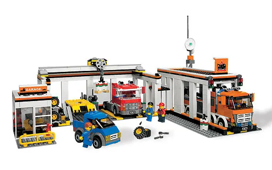 LEGO City 7642 Garage 2009