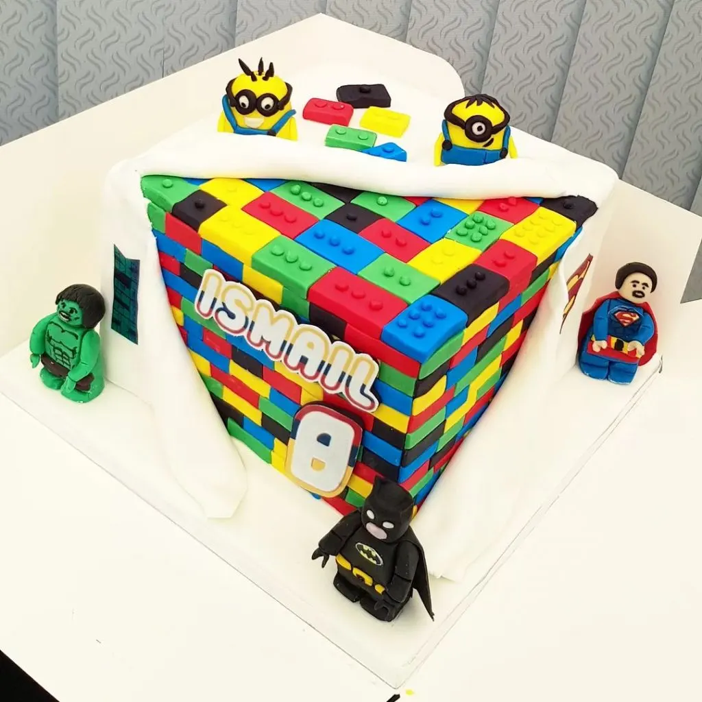 Lego Cake – Logo design – Pao's cakes